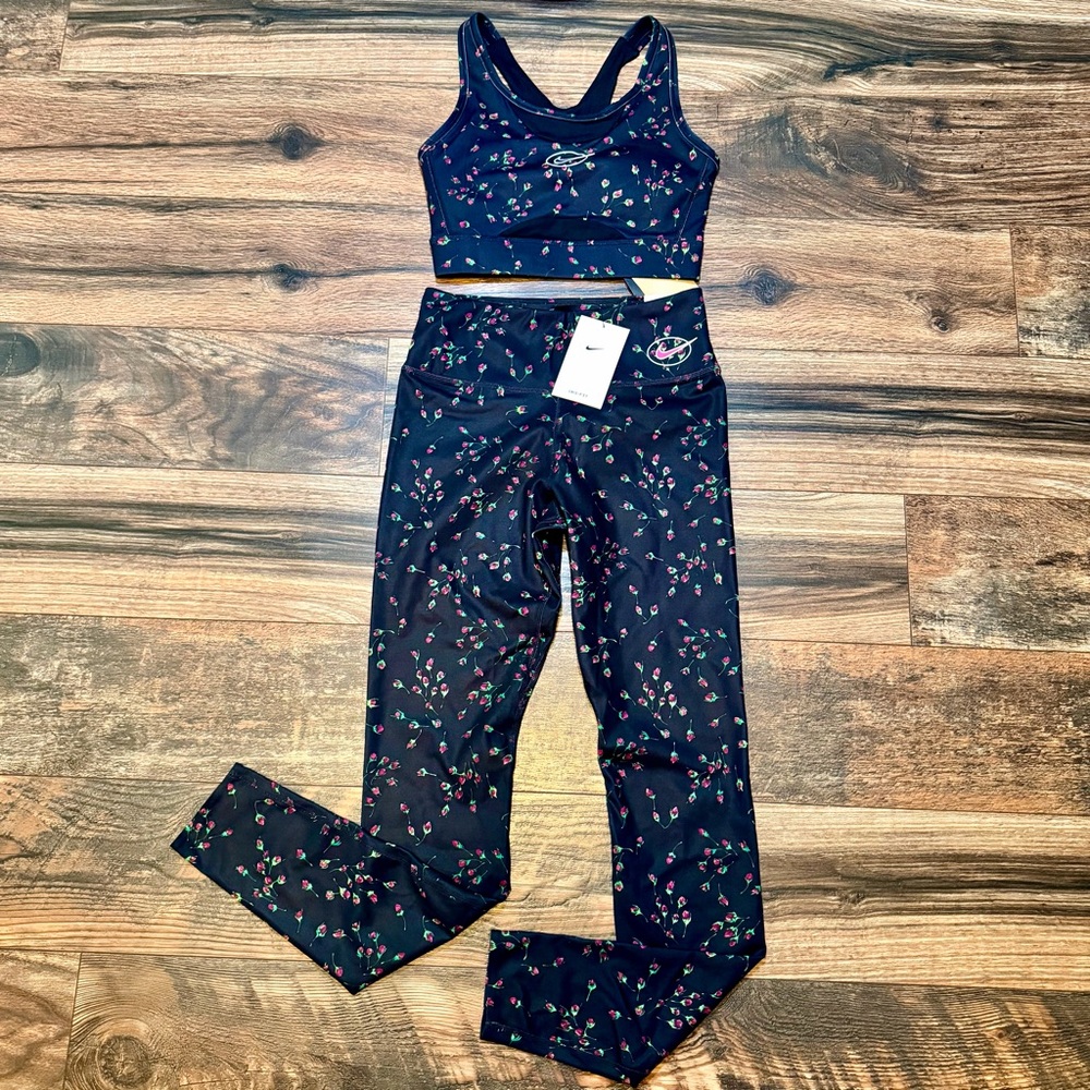Nike women’s Dri-Fit One Luxe Roses training set size XS/S